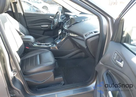 2014 Ford Escape Titanium z USA, uszkodzony, nr VIN 1FMCU0JX6EUC27993